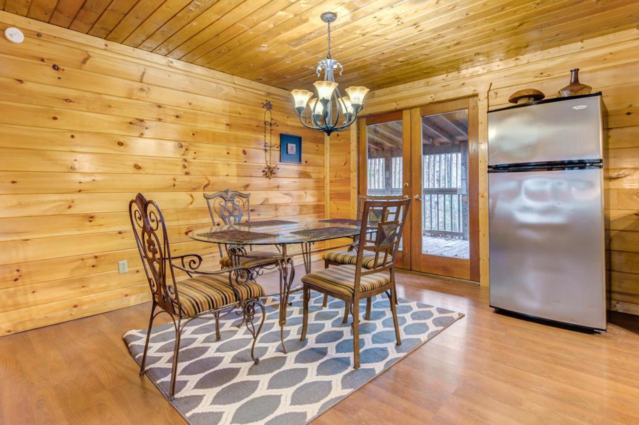 Country Oaks Cabin Villa Pigeon Forge Dış mekan fotoğraf