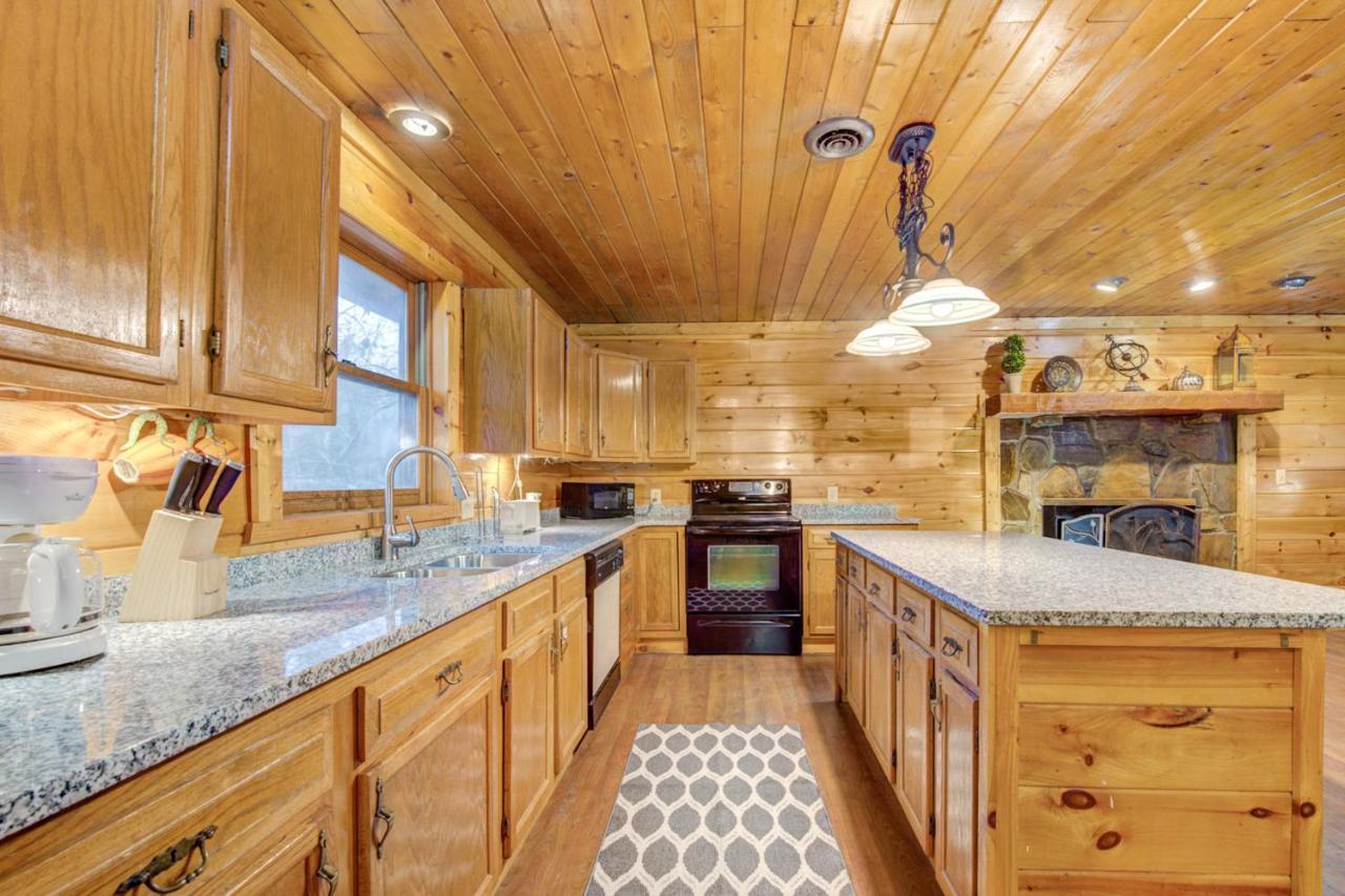 Country Oaks Cabin Villa Pigeon Forge Dış mekan fotoğraf